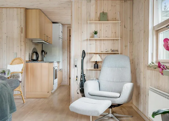 3 Bedroom Beautiful In Ringkøbing