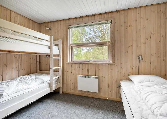 Casa de Férias 3 Bedroom Beautiful In Ringkøbing